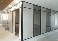 مرنة جدار التقسيم الزجاجي الخشبي للمكتب المساحات الخاصة المعيارية